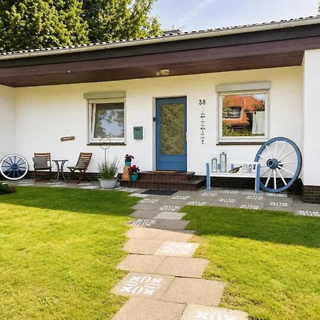 Haus Willi Von Tinyhaus Дом отдыха Штайнхуде